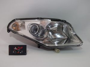 FARO DELANTERO DERECHO
 PEUGEOT SATELIS 125 2006/11